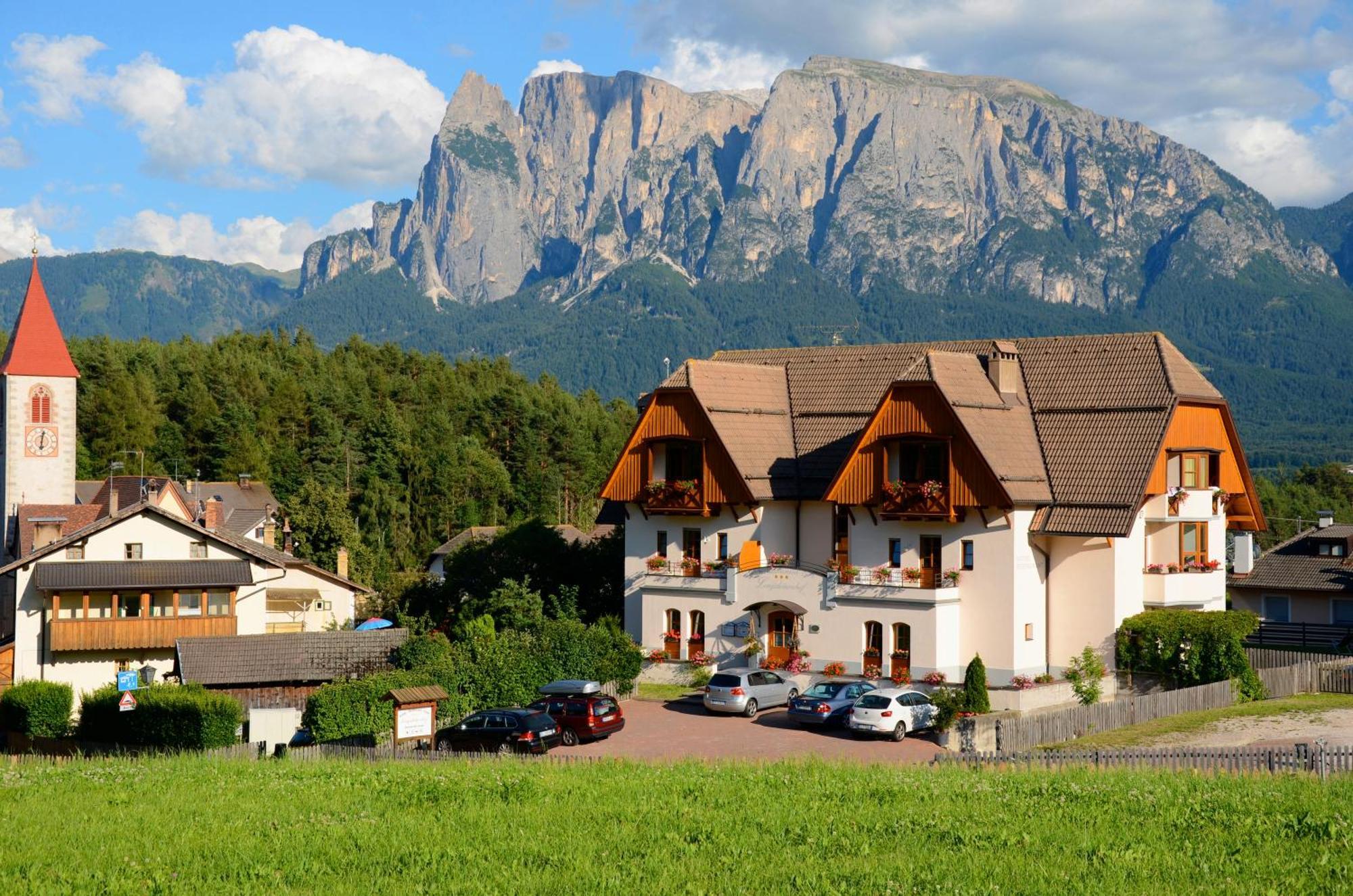 Hotel Lengsteinerhof Exterior photo